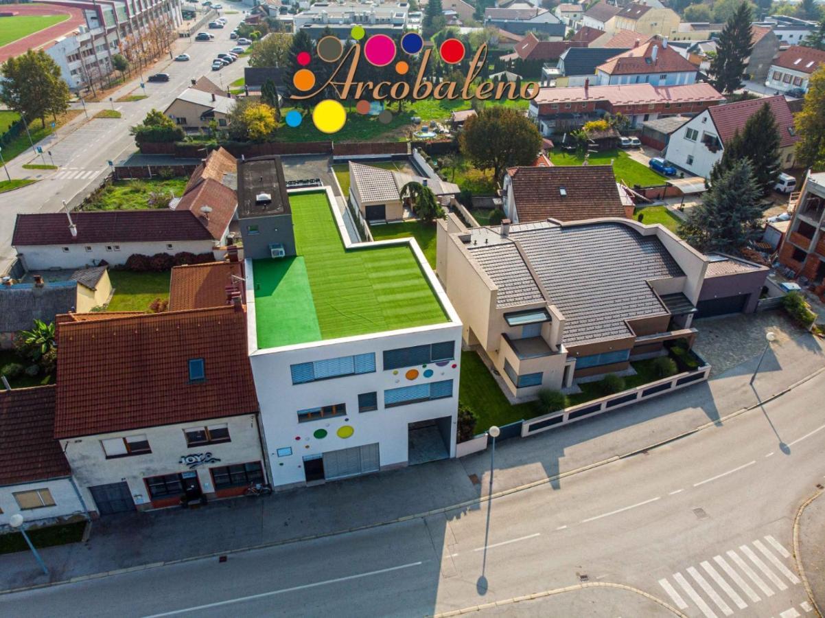 Arcobaleno Apartments & Rooms Varaždin Esterno foto